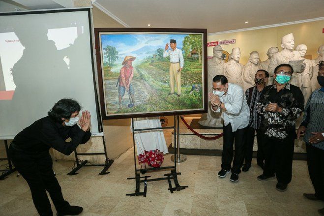 Lukisan Pertemuan Bung Karno dan Marhaen Diperkenalkan ke Publik