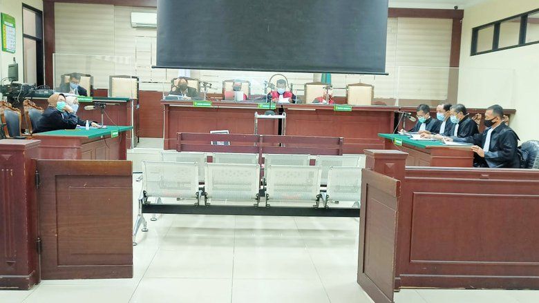 Camat Terdakwa Korupsi di Gresik Ajukan Eksepsi, Persoalkan Tanggal Penahanan
