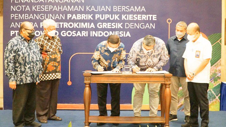 Rencana Bangun Pabrik Pupuk Kieserite, Petrokimia Gresik Gandeng Polowijo Gosari