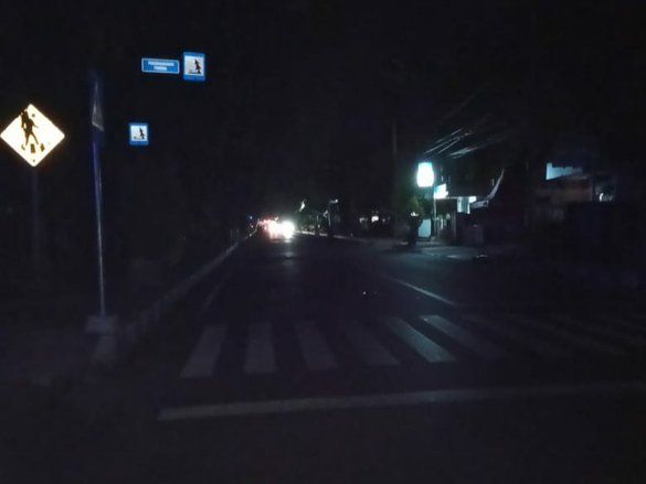 PPKM Darurat, Jalanan di Kota Probolinggo Disekat dan Lampu PJU Dipadamkan