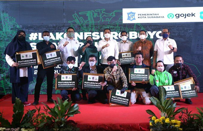 Beri Dampak dan Perubahan, 10 <em>Lakone Suroboyo </em>Terima Penghargaan