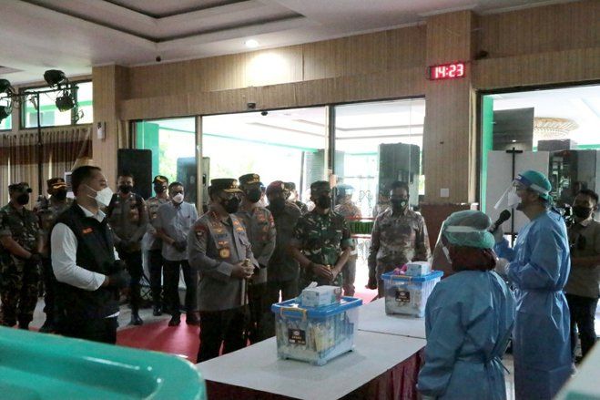 Lebih Rendah dari Delta, Kapolri Ingatkan Kasus Kematian Varian Omicron
