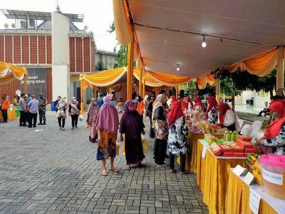 Berdayakan UMKM, Kecamatan di Surabaya Gelar Pasar Gotong Royong Ramadan