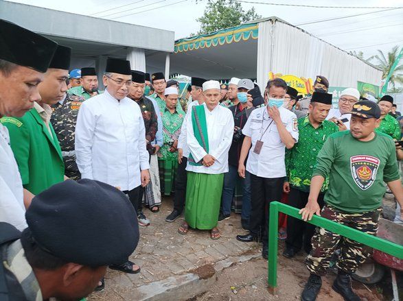 Ketum PBNU Letakkan Batu Pertama Pembangunan RSNU Jember, Pemkab Jember Siap Bantu