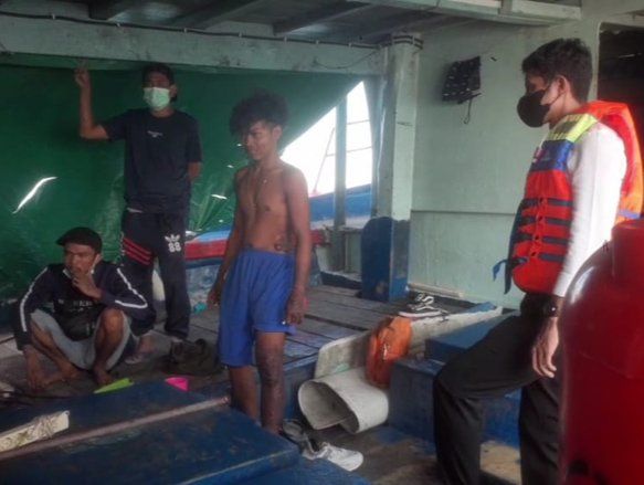 Ombak Tinggi, Awak KM Bayu Sentosa Tewas Tersiram Air Panas Termos Listrik