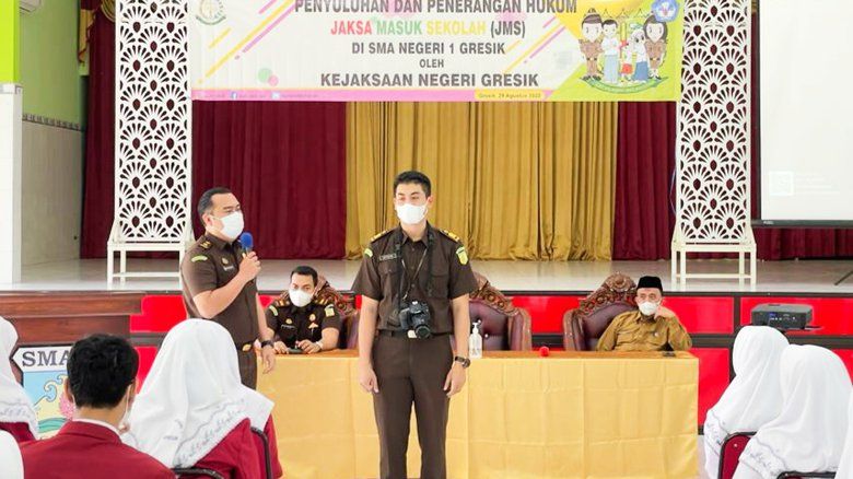 Jaksa Masuk Sekolah, Kejari Gresik Sosialisasi Kejaksaan hingga UU Narkotika