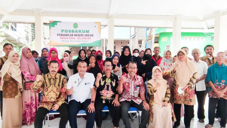 PN Gresik dan YLBH Fajar Trilaksana Gelar Penyuluhan dan Konsultasi Hukum Gratis