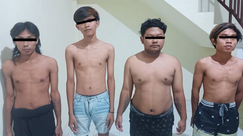 <strong>Polisi Ringkus Empat Pemuda Probolinggo, Pembuat Video Ancaman Menggunakan Sajam</strong>