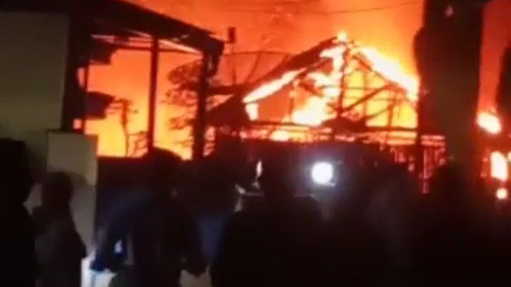 Gudang Penggilingan Padi di Maron Probolinggo Kebakaran