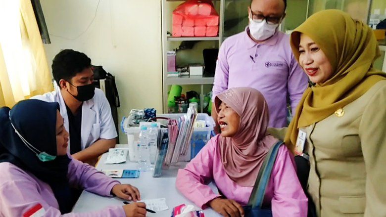 KWG dan Dinkes Gresik Gelar Cek Kesehatan Gratis