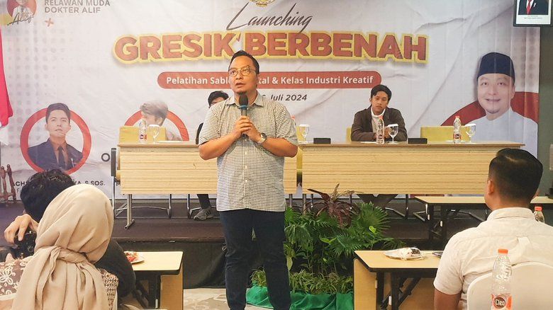 Janji Atasi Pengangguran, Ratusan Pemuda Dukung Dokter Alif di Pilkada Gresik