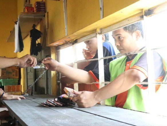 Kurangi Uang Tunai, Rutan Kraksaan Probolinggo Terapkan Pembayaran Nontunai di Kantin