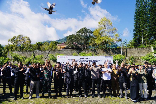 Bupati Mojokerto Ingatkan Pengawas Pemilu 2024 Profesional