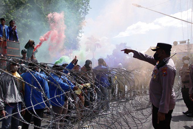 Tolak Kenaikan Harga BBM, Aliansi Mahasiswa Situbondo Datangi Pemkab dan DPRD 