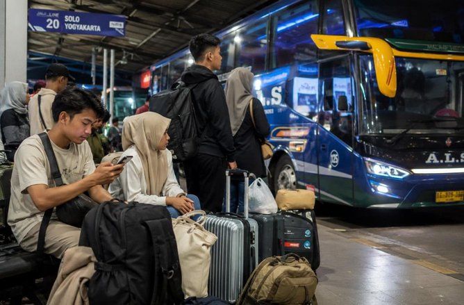 Kenapa Kita Perlu Lebih Teliti Memilih Bus Malam