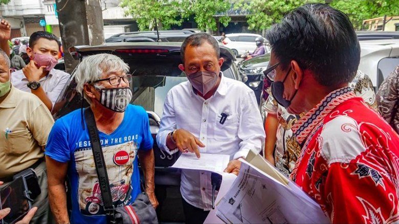 Tak Ada Izin Manfaatkan Lahan Kosong, Wawali Surabaya Intruksikan Bongkar