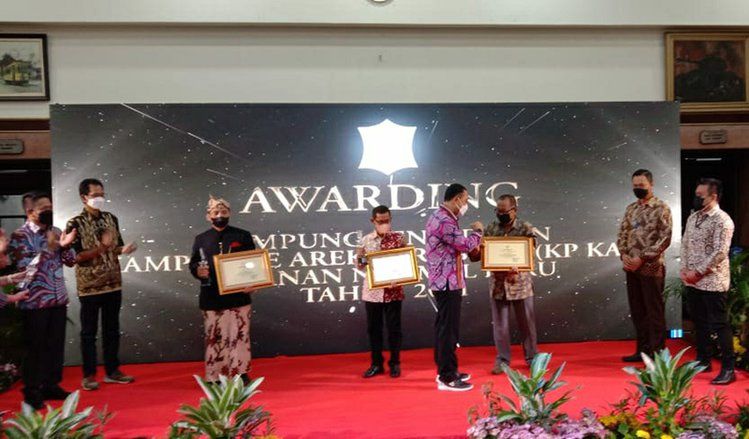 Perguruan Tinggi Diminta Terlibat dalam Peningkatan Literasi di Kampung