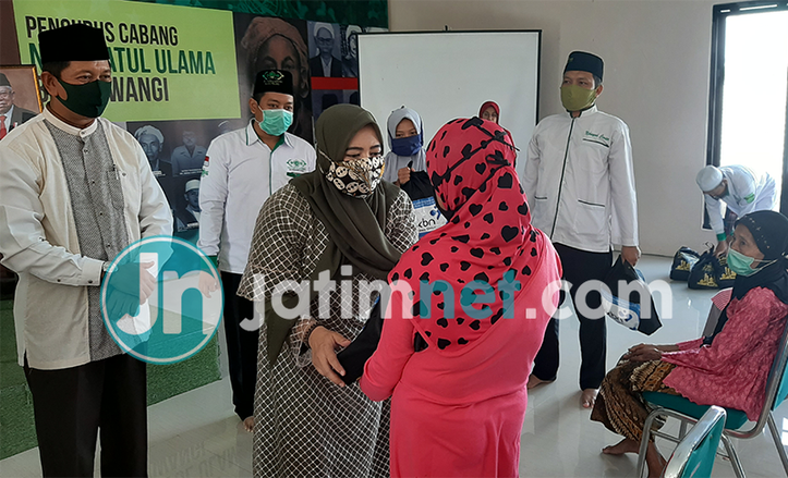 Tradisi Sedekah Ramadan Bantu Masyarakat Terdampak Pandemi Covid-19 