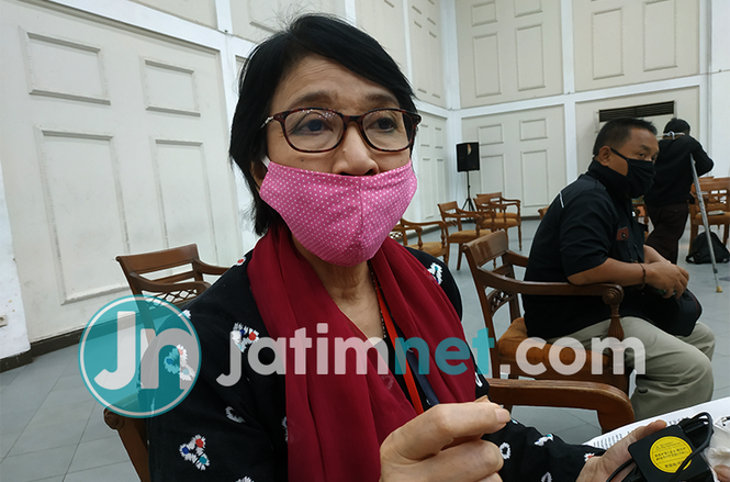 BKKKS Jatim Salurkan Tali Asih Sebanyak 2020 Paket Sembako
