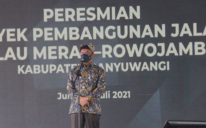 Akses Pulau Merah-Pantai Mustika Menuju Pancer Banyuwangi Dicor