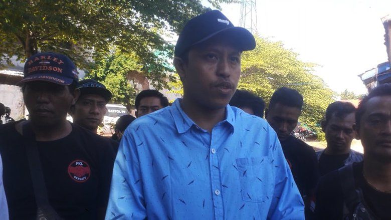 Terkesan Tebang Pilih dalam Penertiban, PKL Probolinggo Geruduk Kantor Satpol PP