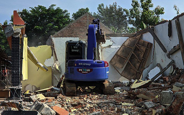 Akibat Orang Ketiga, Istri di Ponorogo Hancurkan Rumah Seharga Ratusan Juta