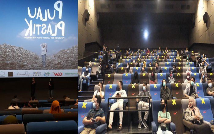 Kampanye Pengurangan Plastik, Pegiat Lingkungan di Jember Putar Film “Pulau Plastik”