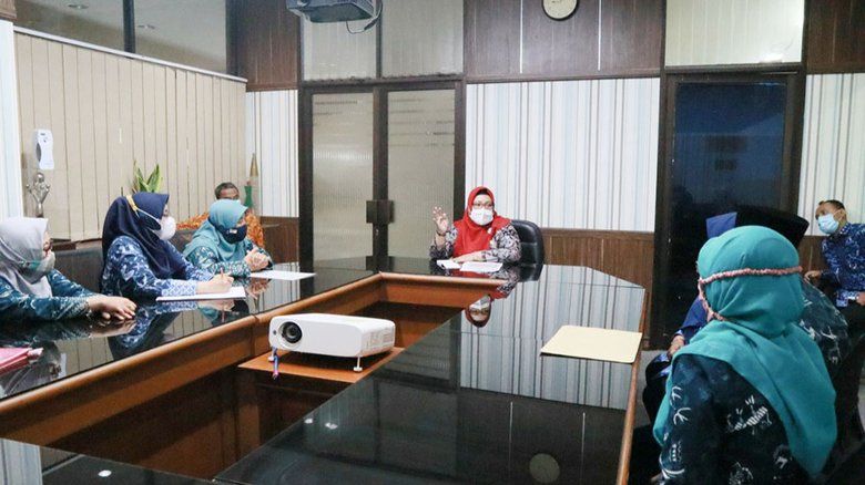 Tak Lagi Ngajar, Guru Bahasa Inggris Wadul ke Wabup Gresik