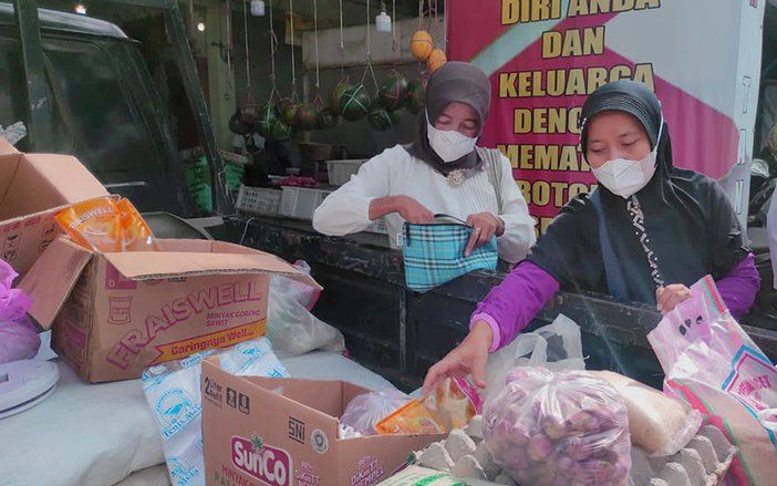 Harga Kebutuhan Pokok Melambung,&nbsp;Operasi Pasar Murah Diserbu Warga