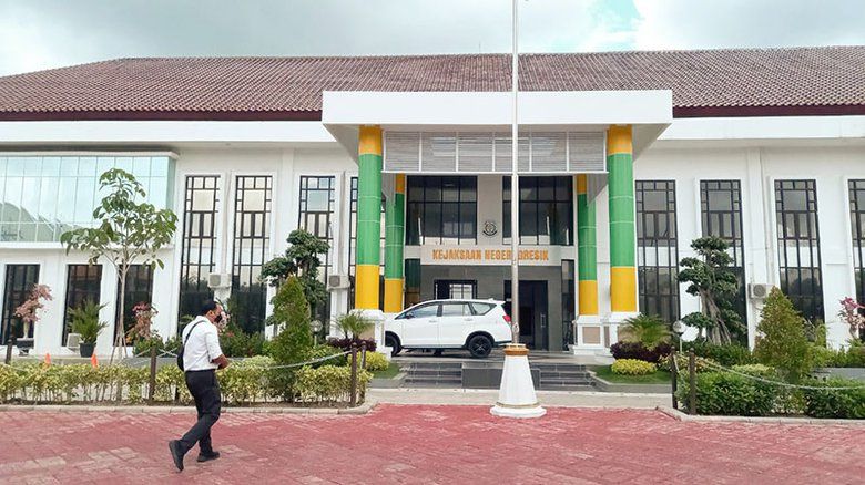 Bupati Gresik Serahkan Hibah Bangunan Kantor Kejaksaan Negeri Gresik
