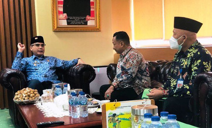 Pemkab  Situbondo Anggarkan Rp 13 Miliar Bantu Pupuk Gratis Petani