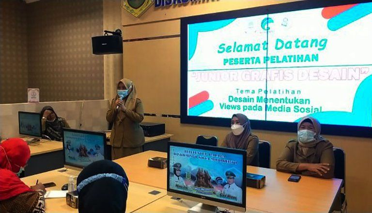 Era Digitalisasi, Telecenter “Palapa” Gelar Pelatihan Desain Grafis Gratis
