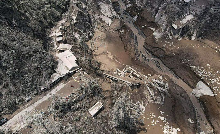 Tanah Longsor dan Awan Panas Jadi Ancaman Lain dari Erupsi Gunung Semeru