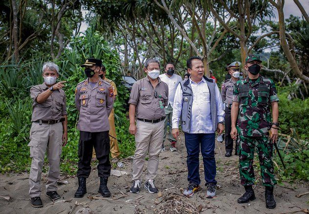 Bupati Jember bersama BKSDA Lepasliarkan 12 Kijang