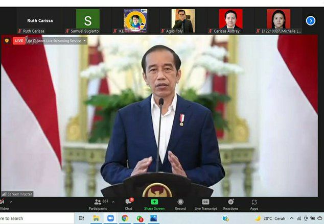 Presiden Jokowi Ajak UK Petra Terus Majukan Pendidikan di Indonesia Timur