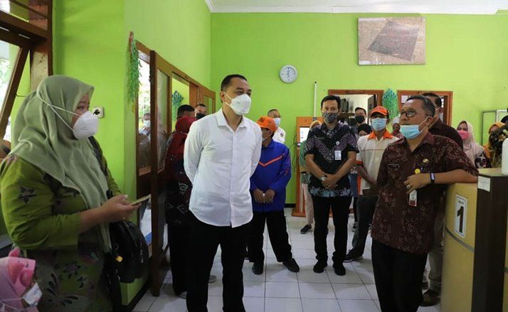 Lurah Garda Terdepan Pelayanan Warga Surabaya