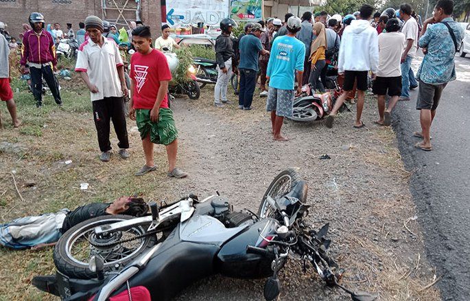 Kecelakaan Maut Melibatkan 3 Motor di Jalur Pantura Paiton Probolinggo, 2 Orang Meninggal