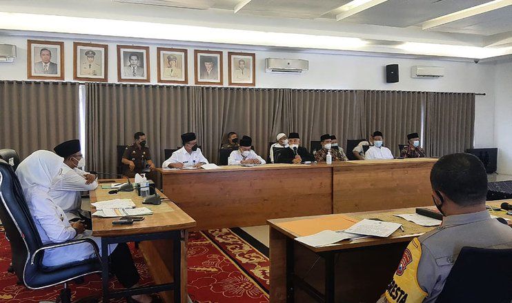 Dua Pekerja Migran Pulang ke Banyuwangi Positif Covid-19
