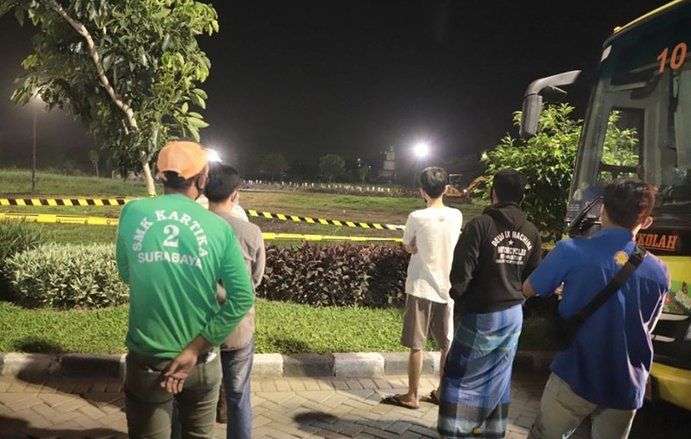 Para Pelanggar Prokes dan PPKM Darurat Ikuti Tour On Duty ke Makam hingga Merawat ODGJ