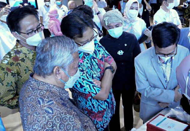 Tinjau <em>i-nose c-19</em>, Menkes Sebut Lansia Miliki Fatality Rate Terhadap Covid-19