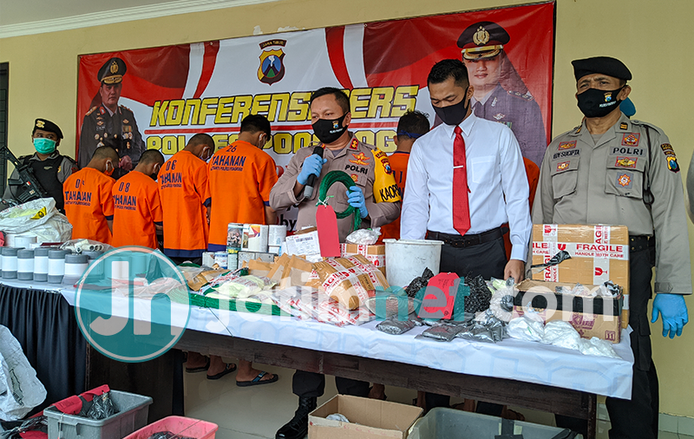 13 Pemuda di Ponorogo Ditangkap, 30 Kilo Bahan Peledak Mercon Diamankan Polisi