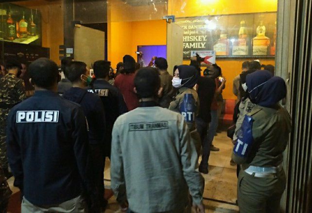Langgar Perwali, Tempat Hiburan Malam di Surabaya Dicabut Izinnya