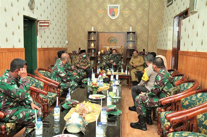 Hadapi Covid-19, Pangdam V Brawijaya Datang ke Probolinggo Beri Motivasi Anggota