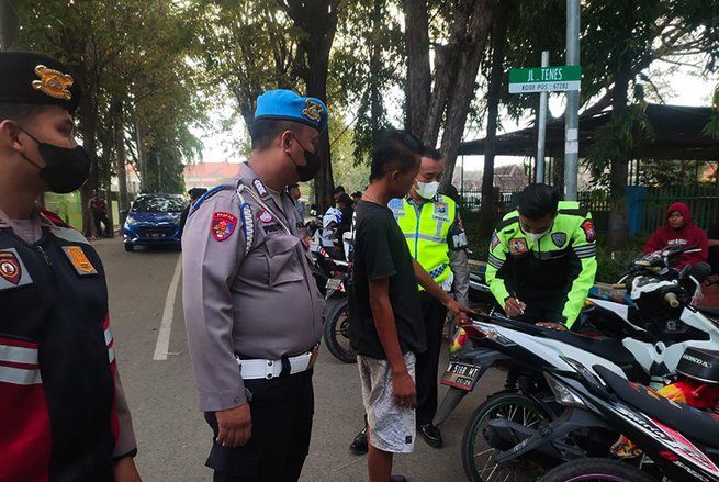 Polres Probolinggo Tertibkan Puluhan Motor Berknalpot Brong Jelang Buka Puasa dan Sahur