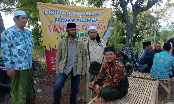Warga dan Tomas di Situbondo Tolak Pembangunan Pesantren Gus Nur