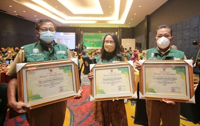 Menjadi Tempat Berseri, Tiga Kelurahan di Surabaya Dapat Penghargaan dari Pemprov Jatim