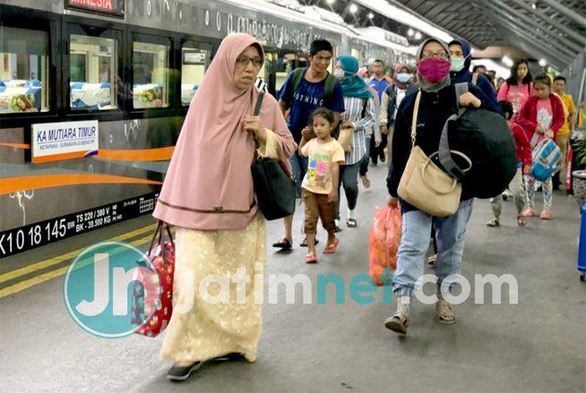 KAI Kembali Terapkan Aturan Bagi Pelanggan Kereta Api
