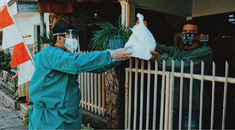 Cegah Program Risma Dihentikan, Eri-Armudji: Distribusi Makanan Gratis Pasti Diteruskan