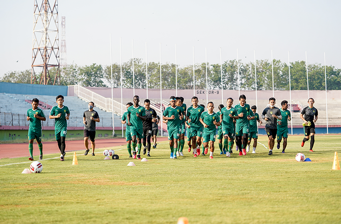 Enam Anggota Tim Persebaya, Empat Diantaranya Pemain Positif Covid-19