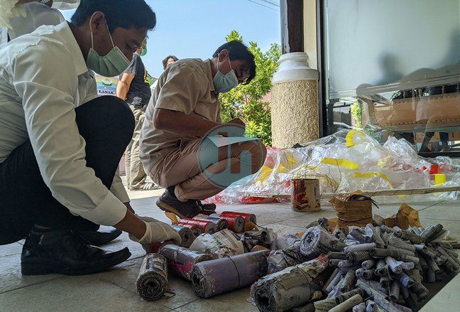 130 Balon Udara dan 3400 Petasan Diamankan Polres Ponorogo Selama H+5 Lebaran 